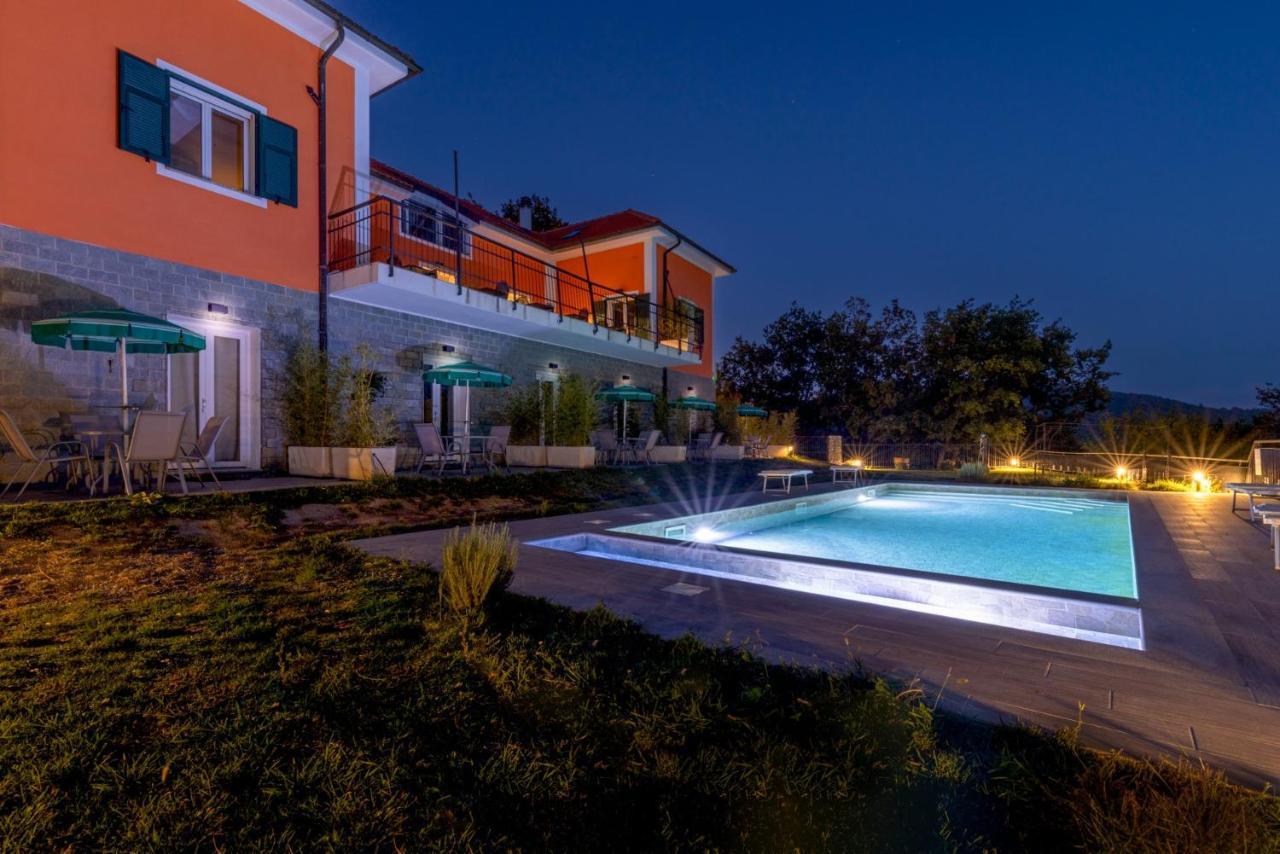 ספוטורנו Agriturismo Cascina Trevo מראה חיצוני תמונה